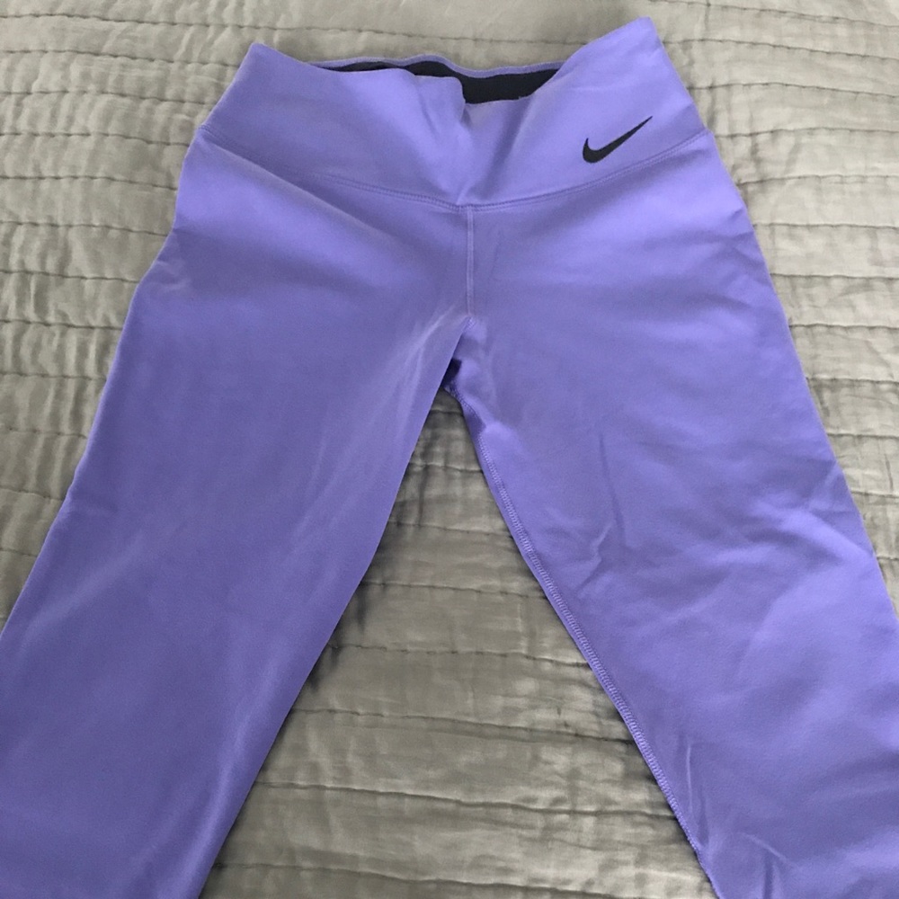Nike crop workout pants